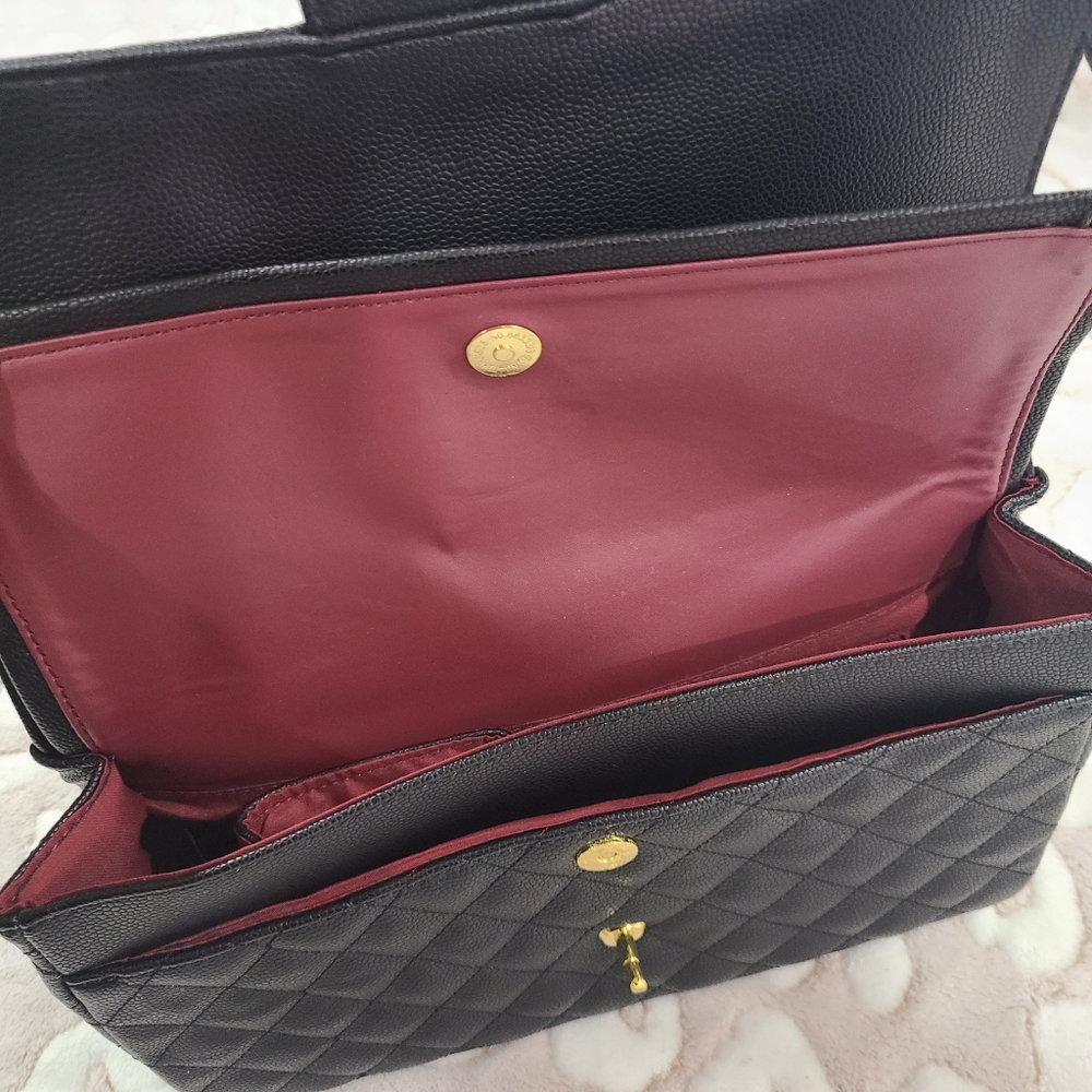 Large Crossbody - Picture 4 of 6